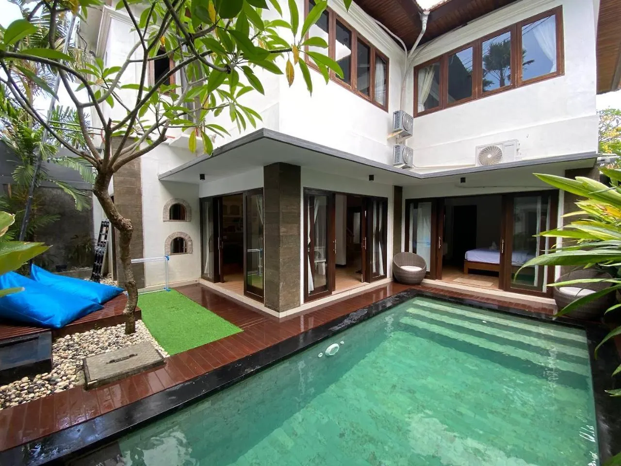 Villa Mayu Dedaries Seminyak  Indonesia