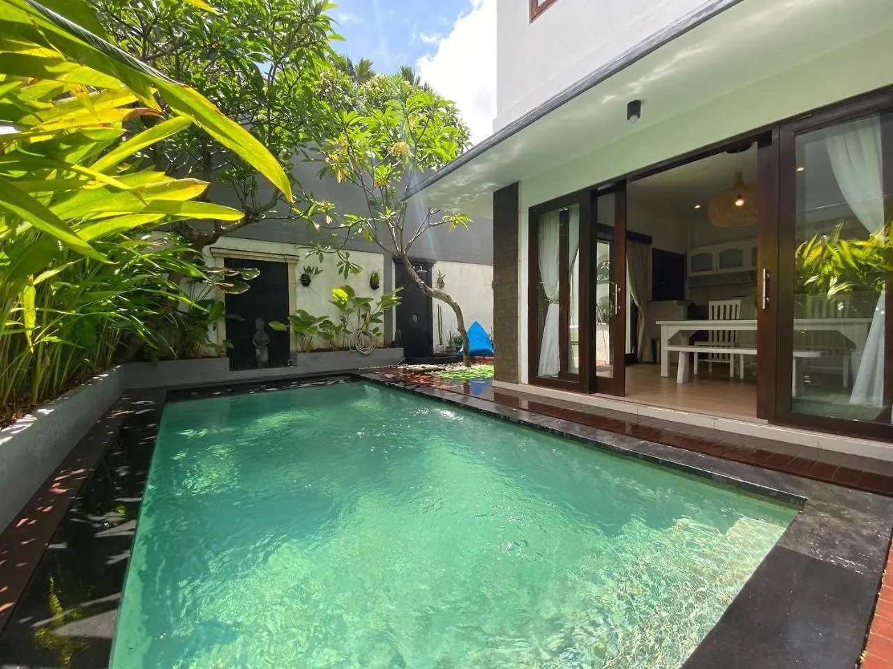 Villa Mayu Dedaries Seminyak  Indonesia