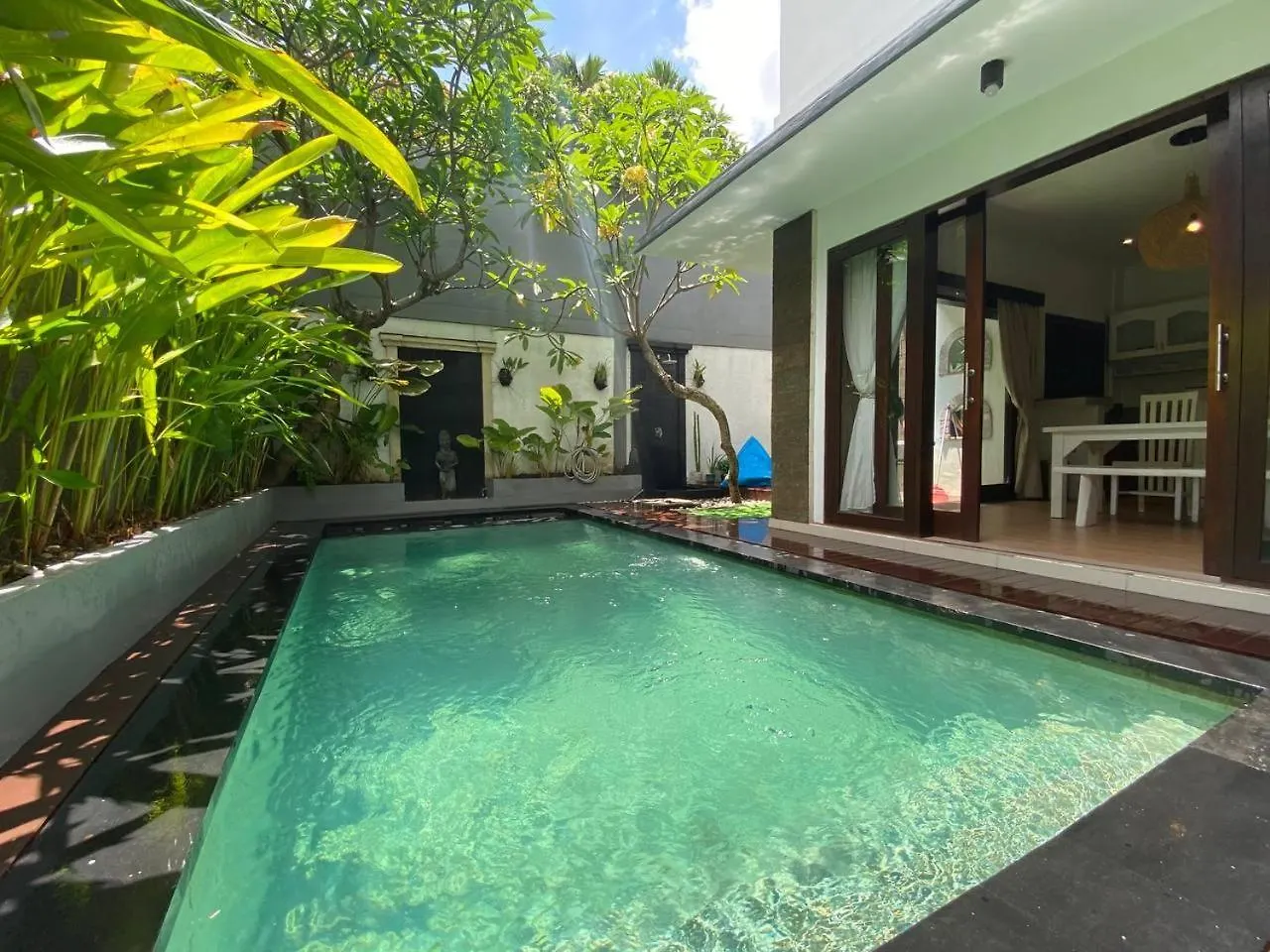Villa Mayu Dedaries Seminyak